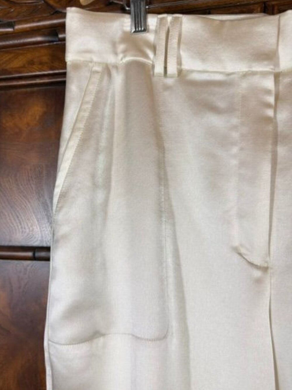 Express Ivory Satin Super High Rise Adjustable Buckle Hem Cargo Pant Sz 12 Long - Picture 6 of 16